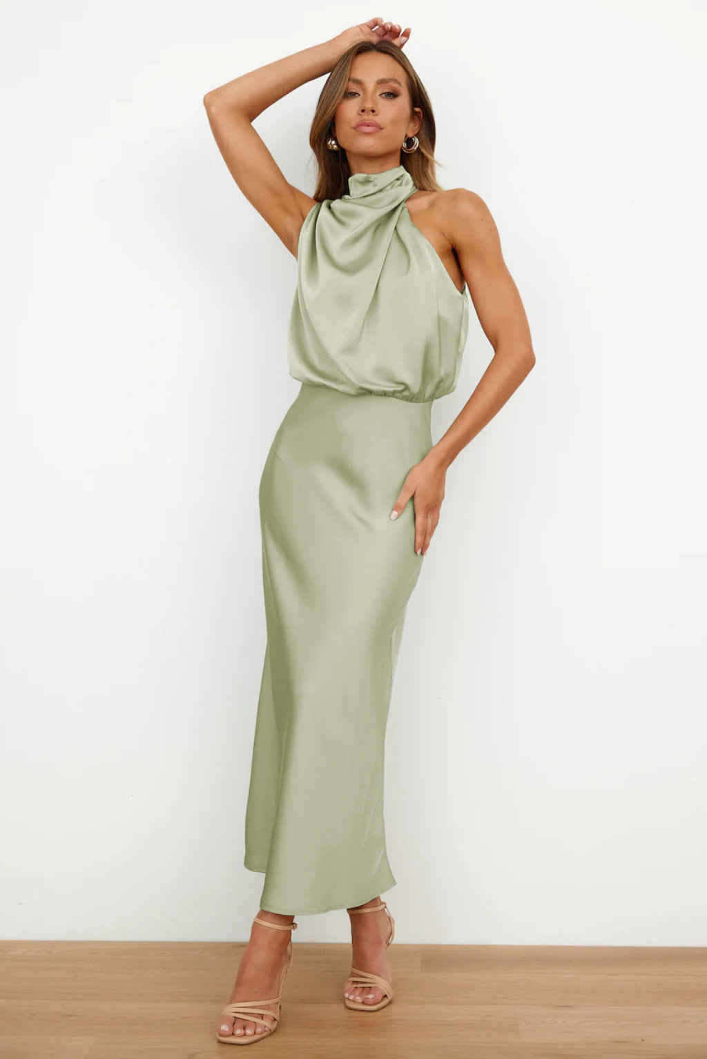 Mila | Lang kjole med halterneck